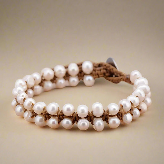 Elegant and Sophisticated Beaded Bracelet